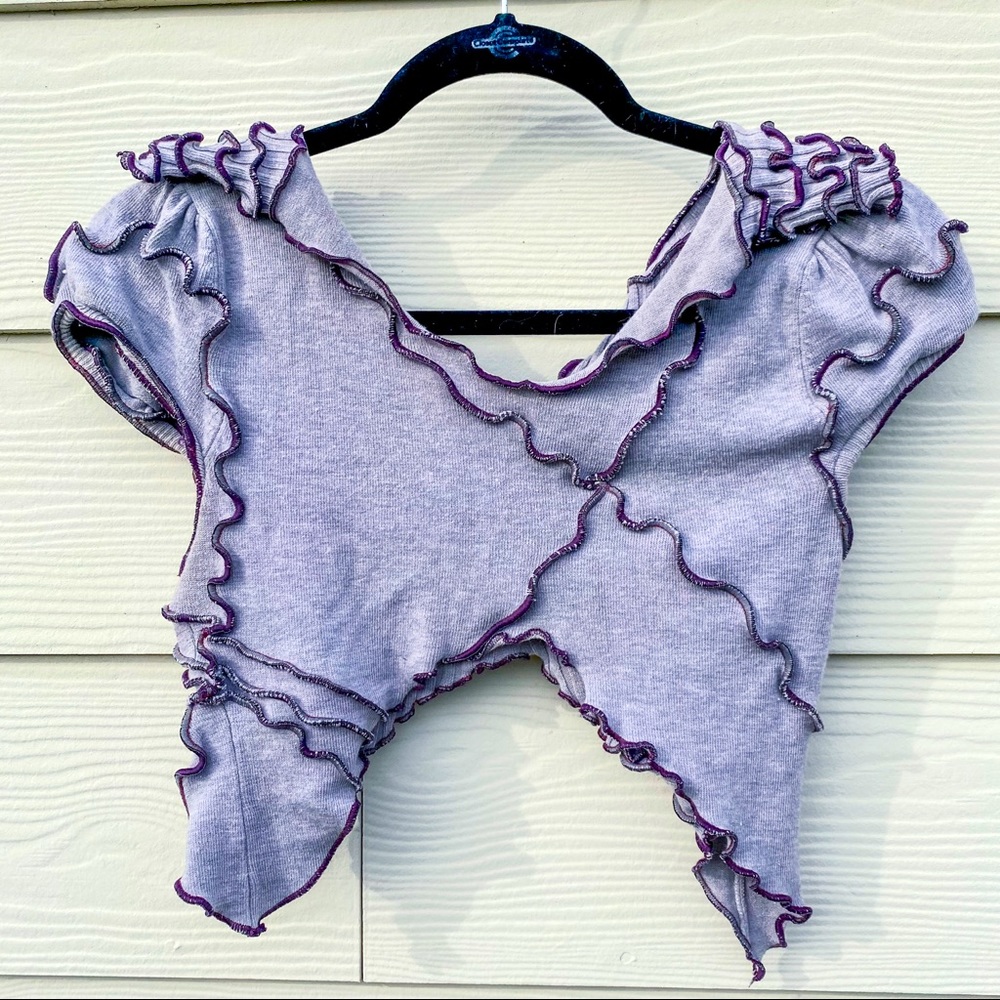 XS creative lilac sweater crop top